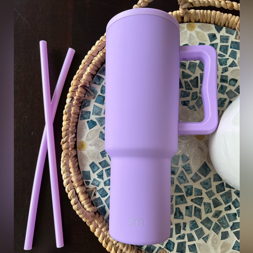 Simple Modern 40 oz Trek. Electric Lavender